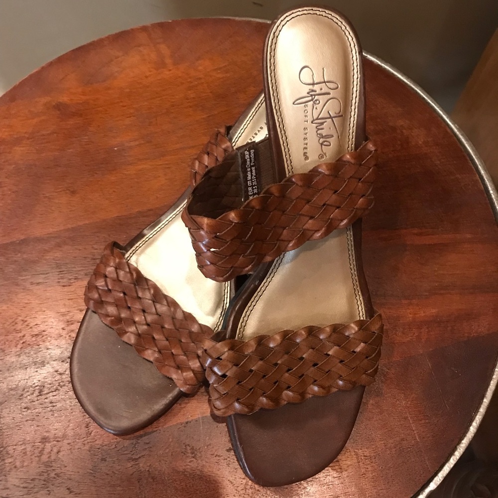Life Stride soft system sandals!